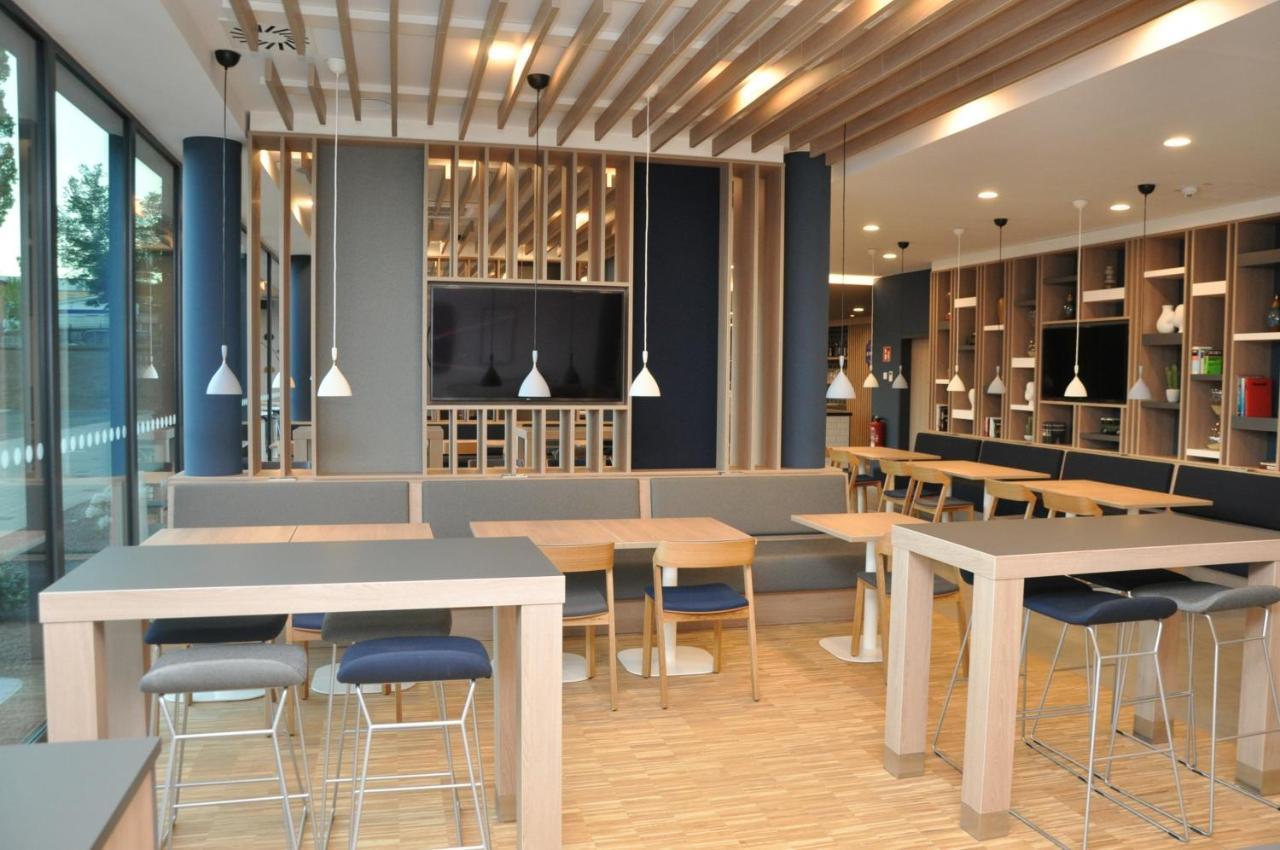 Holiday Inn Express - Sindelfingen By Ihg Exteriör bild
