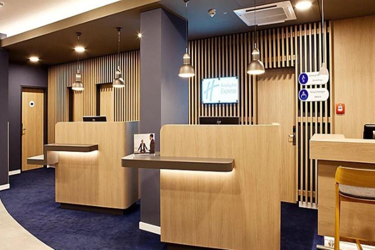 Holiday Inn Express - Sindelfingen By Ihg Exteriör bild